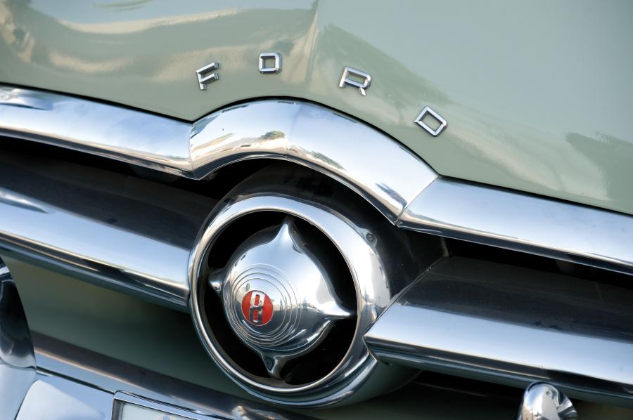  Ford Custom Convertible 1949 года  (фото 2 из 8)